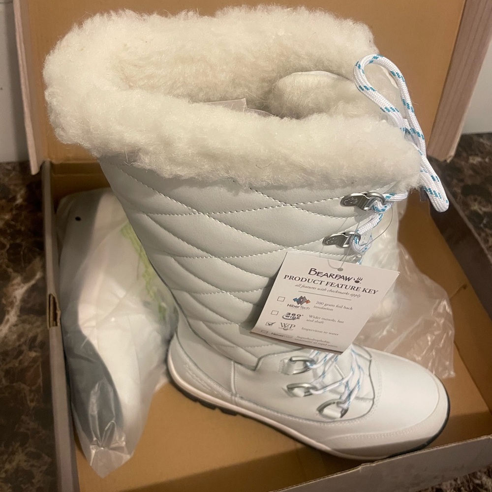 BearPaw Women's Quilted White Winter Boots
